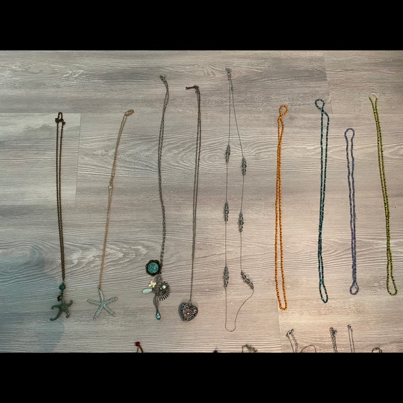 necklaces and 5 charms - read! - Picture 4 of 12